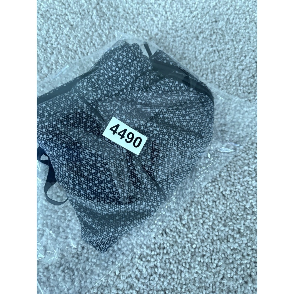 Women's Black Lululemon Athletic Shorts Lined Size 6 Speed Up - Picture 6 of 6